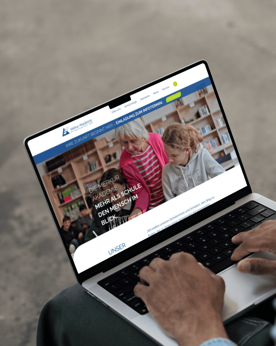 Merkur Akademie Mockup